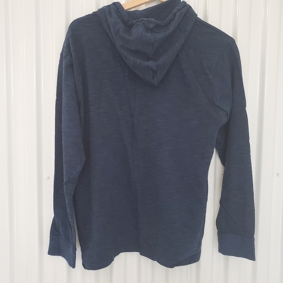 Urban Heritage  | Long Sleeve Shirt Hoodie - Picture 9 of 9